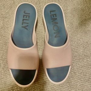 Lemon Jelly Rise shoes Size 41.  Excellent cond.